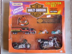 CollectorSet-MotorCyclesHarleyDavidson-20130501