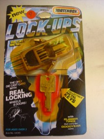 LockUps Kidco Matchbox Corvette 20161201