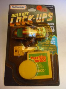 LockUps GoldKey Kidco Matchbox Corvette schwarz 20161201